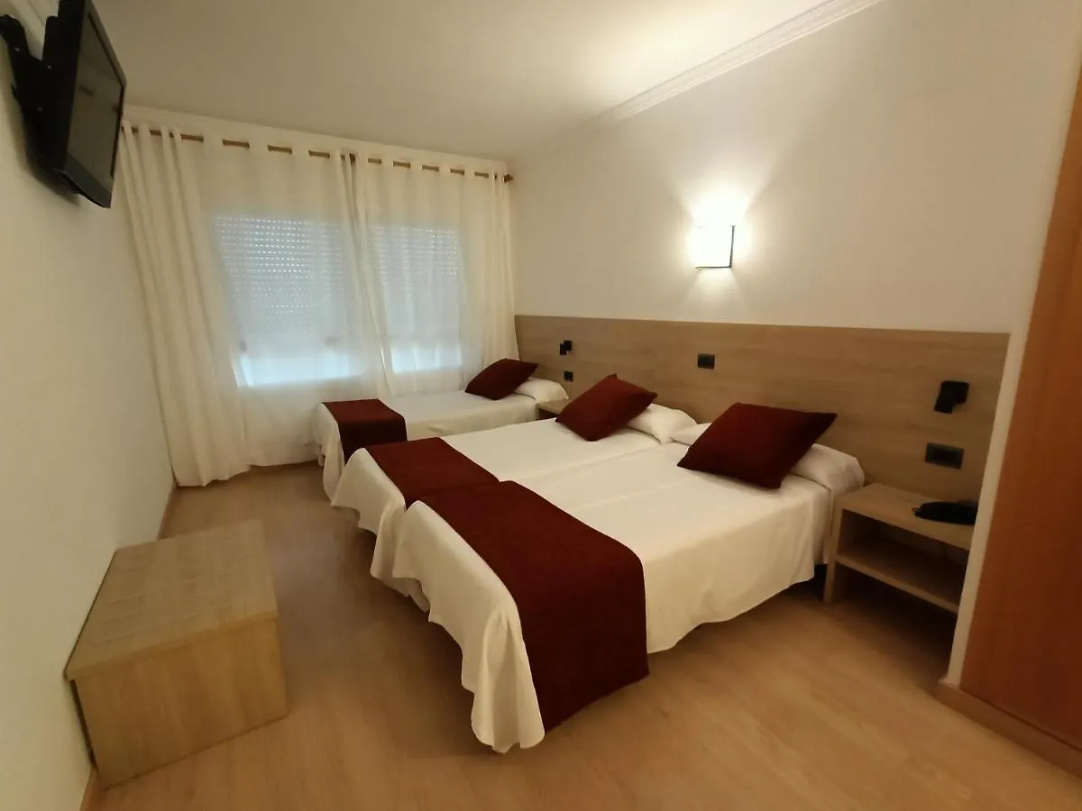 Hotel Vilobi Vilovi de Onar