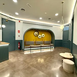 https://hip-karma-hostel.topbarcelonahotels.com