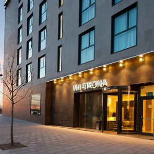 Отель Doubletree By Hilton