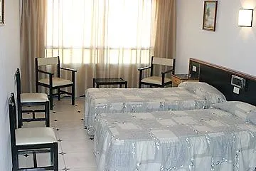 ***  Hotel Vilobi Viloví de Oñar Spanje
